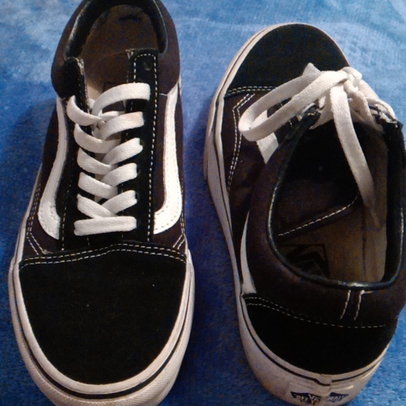 vans - Picture 3 of 4